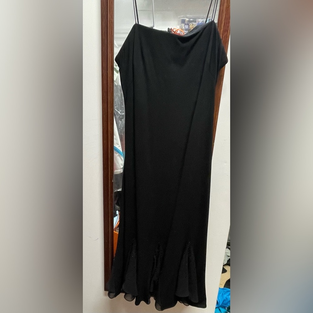 *BOGO* Eligible! Elegant Black Dress, tea length